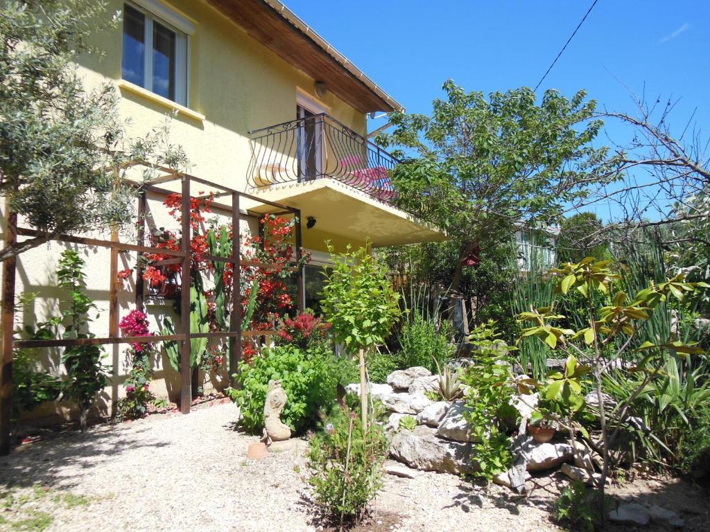 O Doux S'Home Lédenon Exterior foto