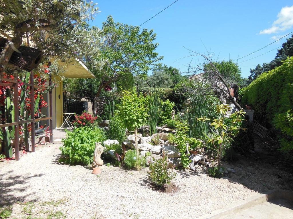 O Doux S'Home Lédenon Exterior foto